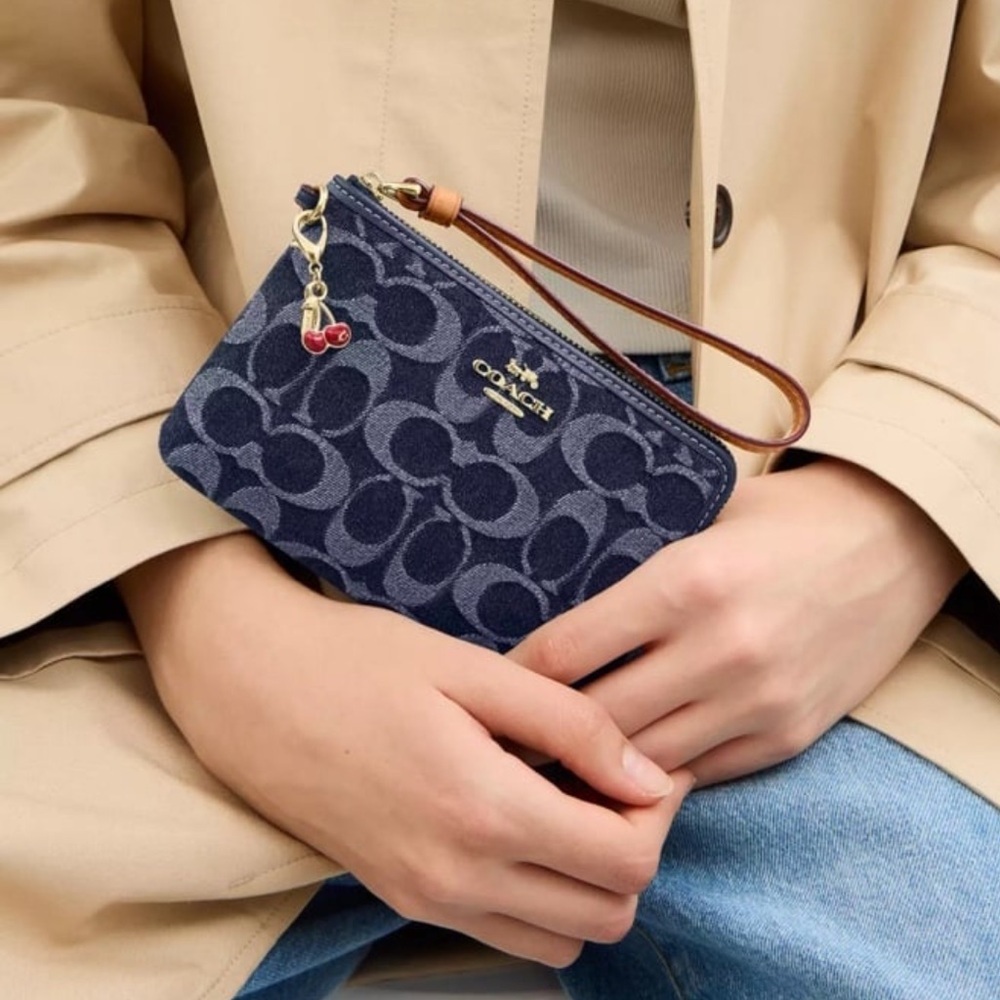 Coach Navy and Gold Signature Wristlet - Picture 5 of 5